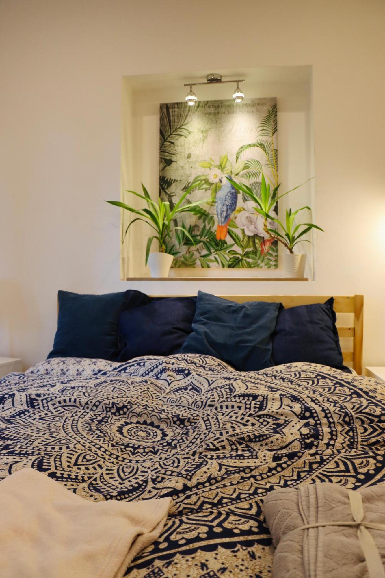 Apartman Cozy Hillside In With Patio